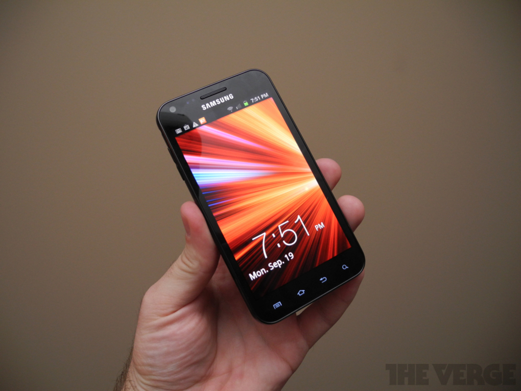 Samsung Galaxy S II Epic 4G Touch review   The Verge
