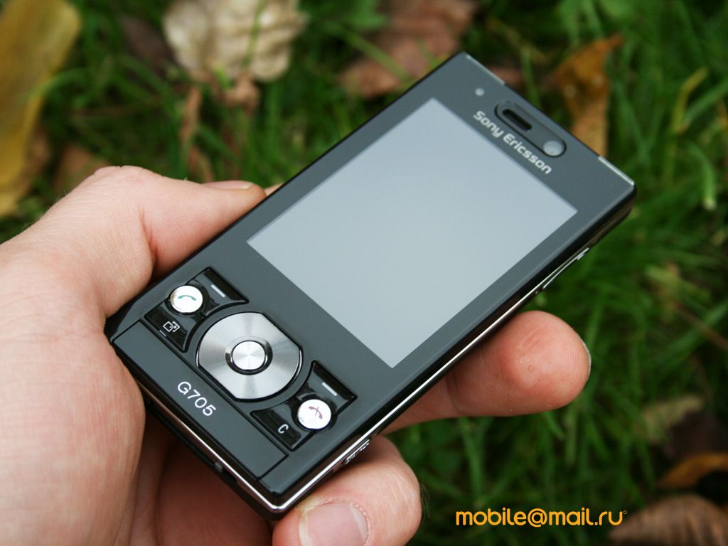 Sony Ericsson G705 Pictures   Daily Mobile