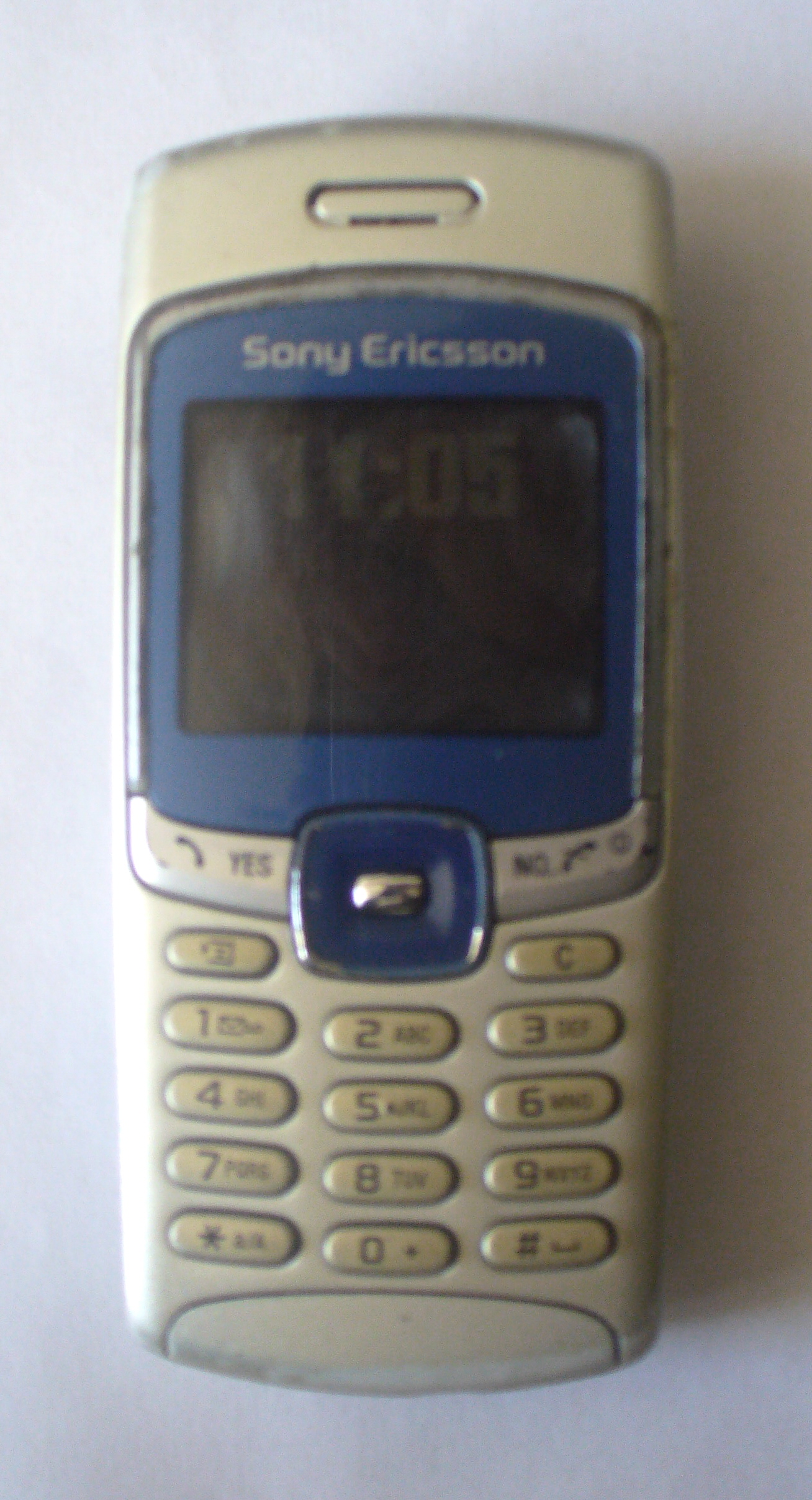 File Sony Ericsson T230 JPG   Wikimedia Commons