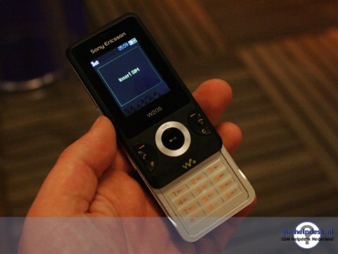 Sony Ericsson W205 and S312 headed for prepay   SlashGear